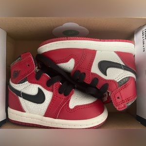 Jordan 1 retro high Chicago lost and found